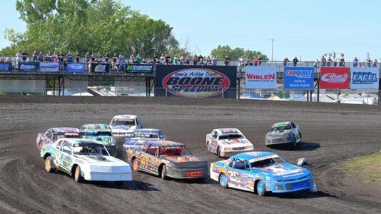 StockCars-678x381.jpeg
