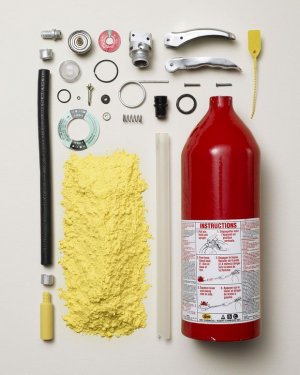 Exploded view fire extinguisher.jpg