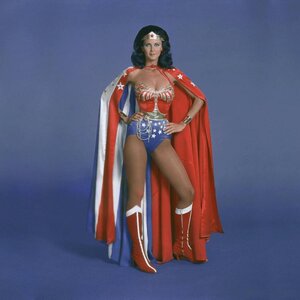 lynda-carter-wonder-woman-2.jpg