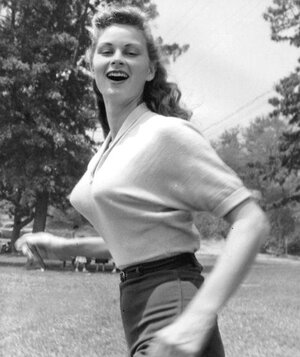 50s-bullet-bra-13.jpg