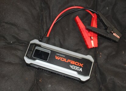 Wolfbox.JPG