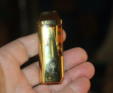 Sept 30 2g Lychees sorbet vape.jpg Sept 30 2g Lychees sorbet vape.jpg