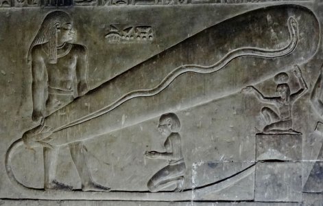 Dendera_Krypta_48.jpg